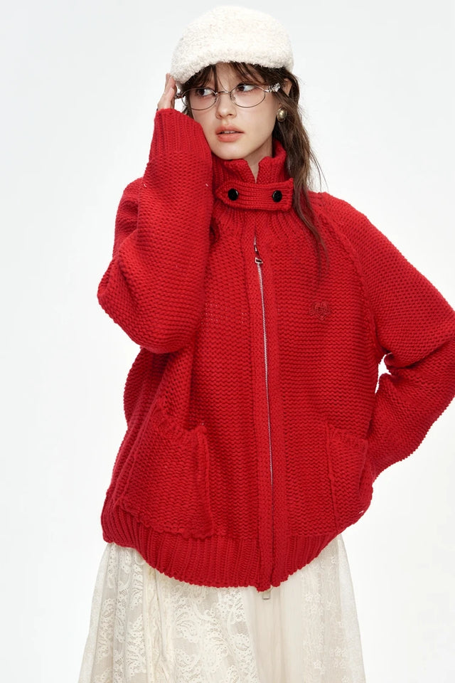 ELFSACK 2024 Winter New Arrivals Stand collar loose red knitting cardigan for women with zipper pockets threaded closure