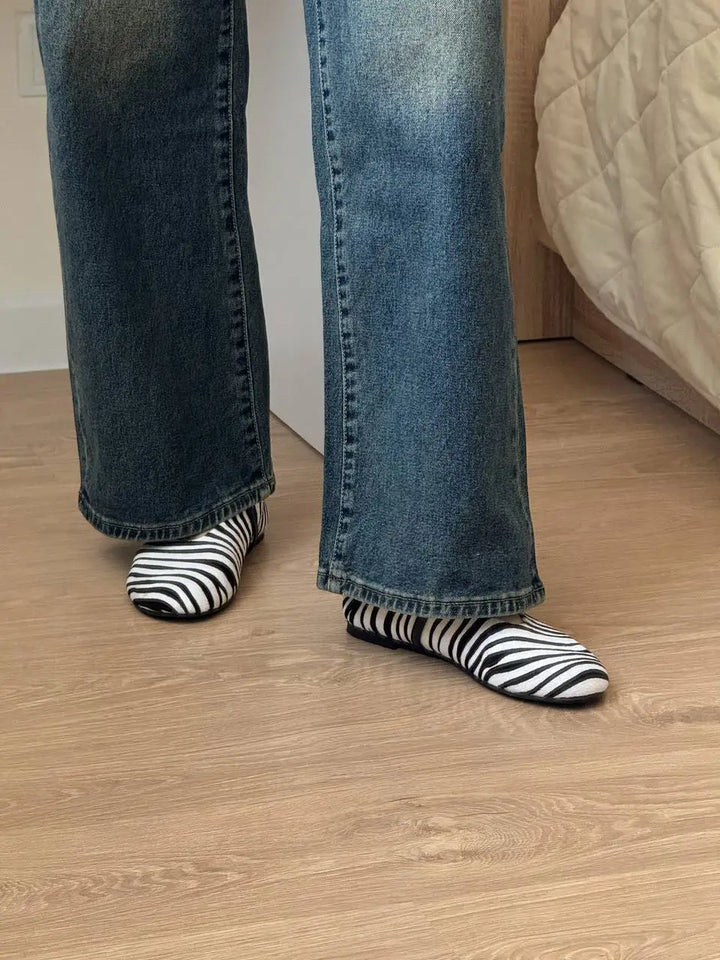 FEDONAS New Arrivals Women's Horsehair Shoes Mixed Zebra Stripes Fashion Simple Flats Heels Daily Comfort Casual Shoes Loafers