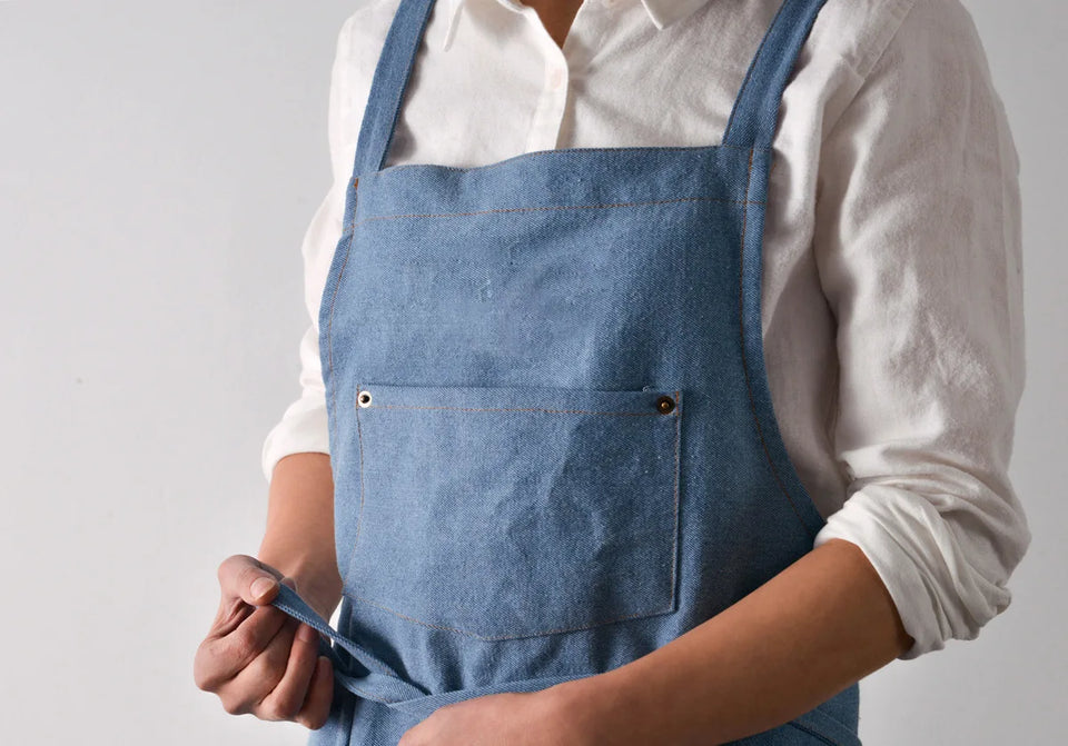 Cotton Denim Aprons Gardening Coffee Shop Kitchen Cooking Baking BBQ Cleaning Painting Restaurant Stylish Design Florist Apron