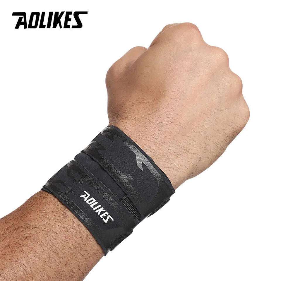 AOLIKES Sports Wrist Compression Wraps Wrist Support Brace Strap for Fitness Weightlifting Basketball Tennis Wrist Pain Relief
