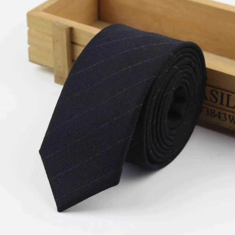 Commercial Luxury 100% Wool Tie Classical Color Black Grey Necktie Mens Fashion Neckties Designer Handmade European Style Ties