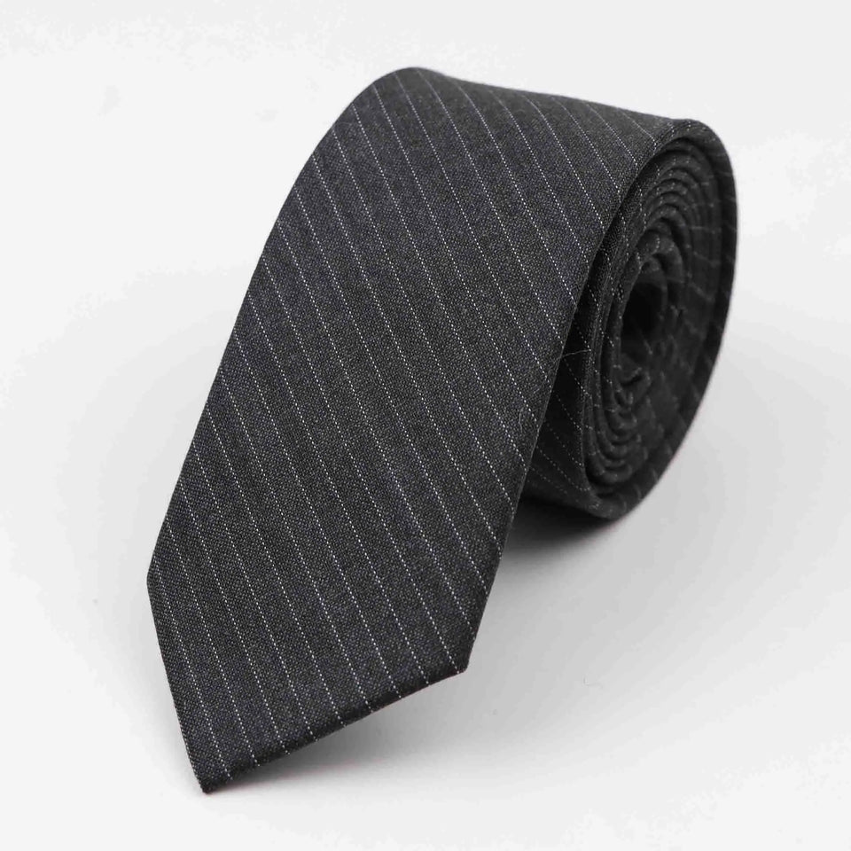 Commercial Luxury 100% Wool Tie Classical Color Black Grey Necktie Mens Fashion Neckties Designer Handmade European Style Ties