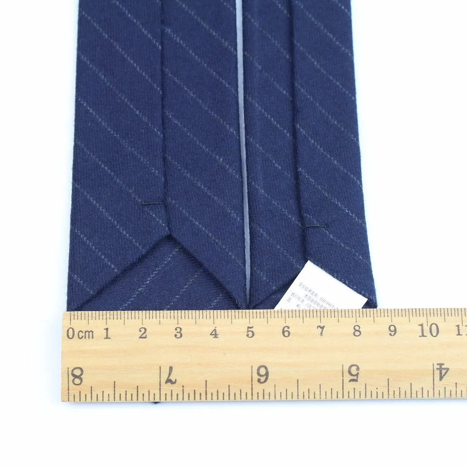 Commercial Luxury 100% Wool Tie Classical Color Black Grey Necktie Mens Fashion Neckties Designer Handmade European Style Ties