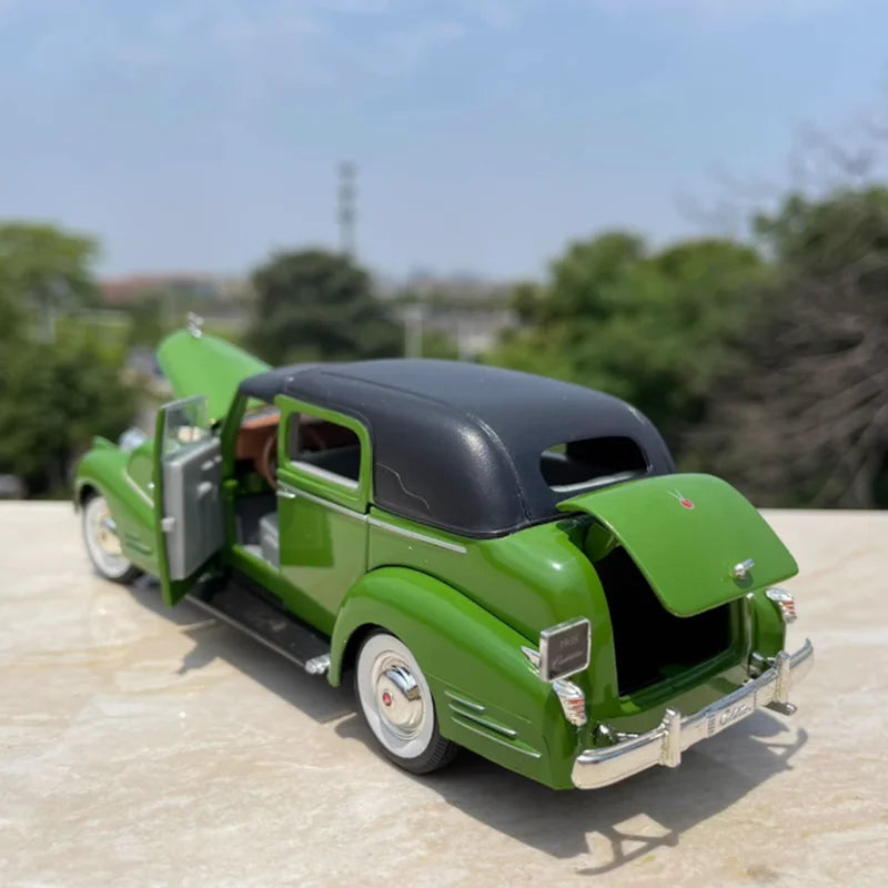 Diecast 1:32 Scale Cadi Alloy Simulation Vintage Classic Nostalgic Car Model Boy Souvenir Toy