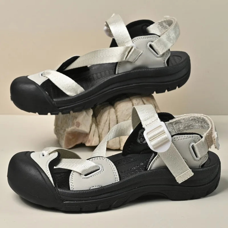 Summer New Handmade  Sandals Leisure Beach Shoes For womens  Outdoor Wading Shoes Man Breathable Casual Anti-collision Toe Flats