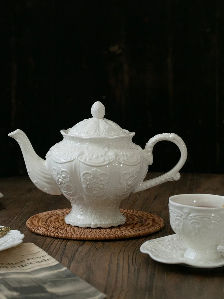 Ceramic European Style Tea Set French Relief Butterfly Flower Palace Pot Black Tea Cup Afternoon Tea Coffee Cup and Plate