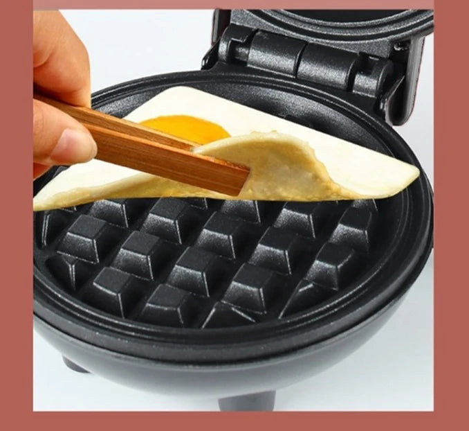 Fully Automatic Multifunctional Mini Waffle Maker, Home Quick Breakfast Machine, Sandwich Cake Baking Tray, And Pancake Maker