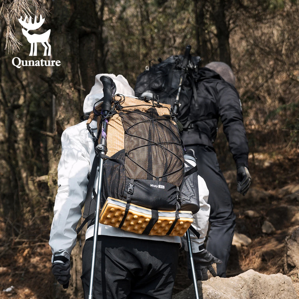 Qunature Backpack Lightweight Mountaineering Hiking Backpack Outdoor Sport 30+5L Breathable Wear-resistant Waterproof Bag