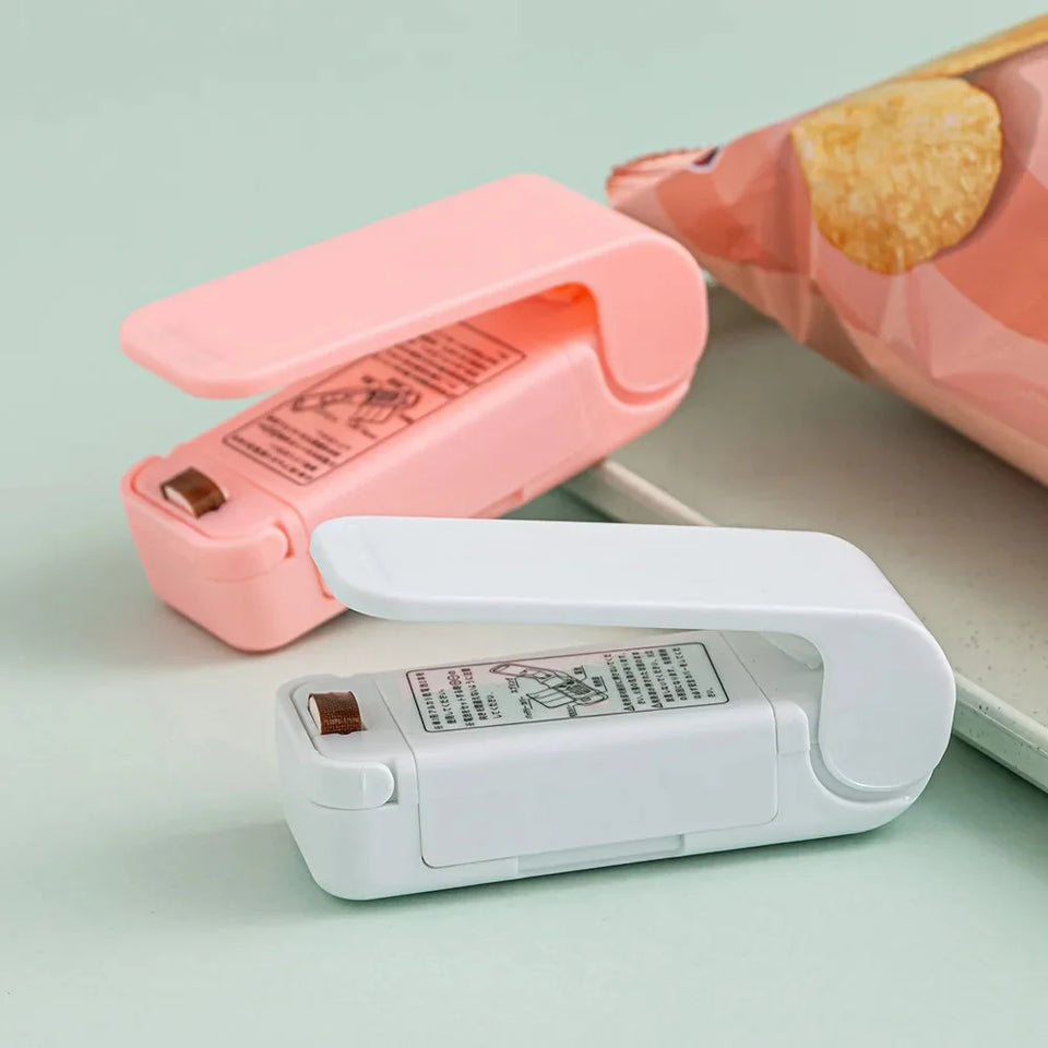 Mini Sealing Machine USB  Heat Sealer Storage Bag Plastic Package Food Sealer Clip Bag Handheld Food Heat Sealer