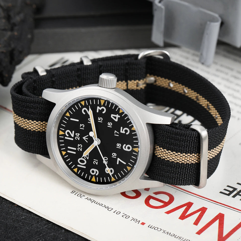 Militado ML05 Field Watch 38mm VH31 Sweep Quartz Movement Sapphire Crystal 100M Water Resistant Screw-Down Crown Men's Watches