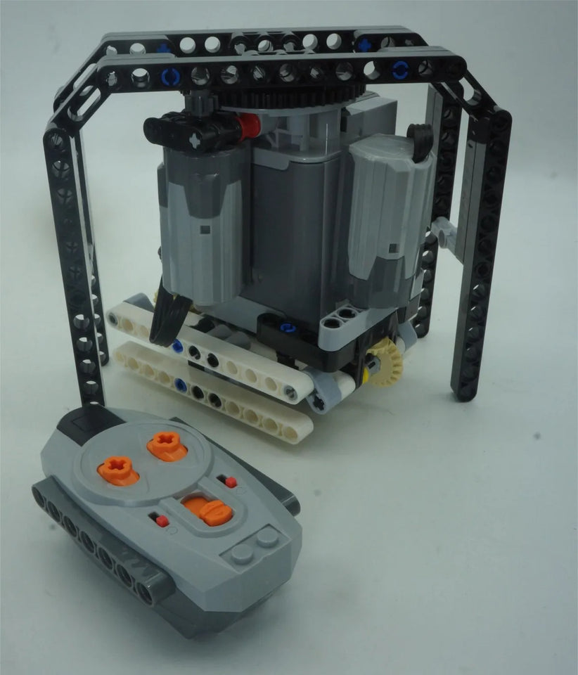 Technical Electric MOC Building Blocks 6-Leg Walking Robot RC Omnidirectional Robot Model DIY  bricks blocks Toy for kids