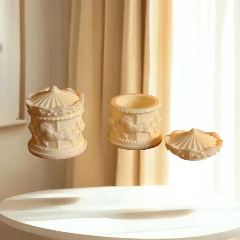 1Pcs Dollhouse Miniature Carousel Mini Storage Box Model Doll House Accessories Coffee Storage Case Home Decoration Toy