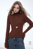 ELFSACK 2025 Winter New Arrivals Elegant Minimalist Classic Slim Fit Half High Neck Solid Gold Button Cuff Knit Sweater For Wome