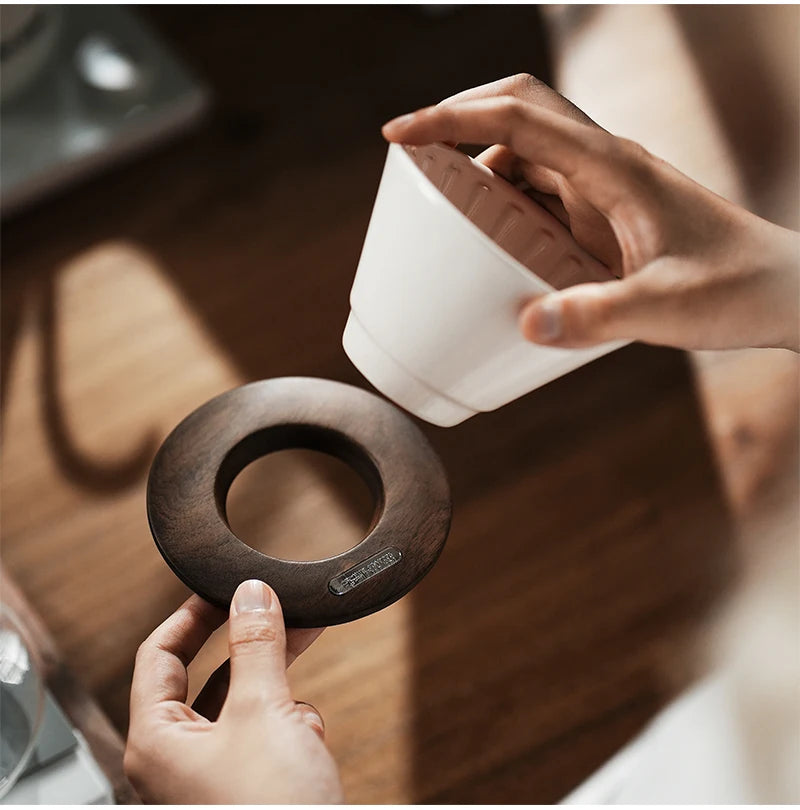 MHW-3BOMBER Meteor Dripper 1-2 Cups Pour Over Coffee Dripper With Wooden Base Ceramics Coffee Dripper For Manual Brew Barista