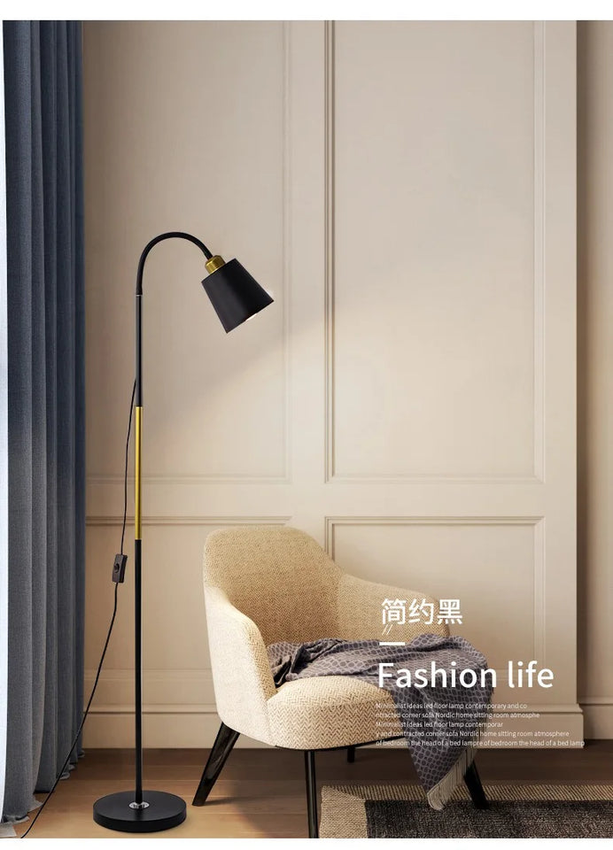 Floor Lamp Simple Floor Lamp Floor Light Wrought Iron LED Standing Lamp Adjustable Lamp Head Standing Reading Light for Living R
