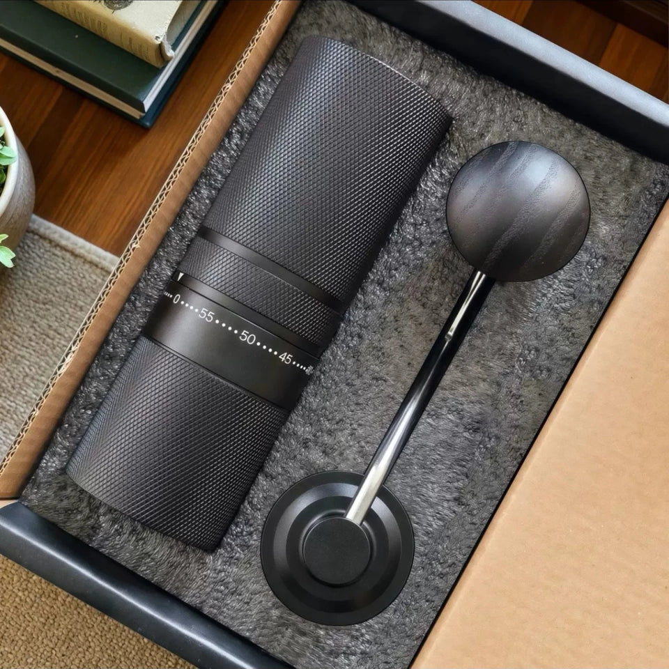 High - Quality Hand - Cranked Coffee Grinder with Steel Core for Precise Manual Coffee Bean Grinding and Fine Powdering