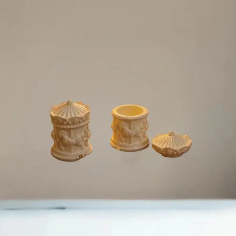 1Pcs Dollhouse Miniature Carousel Mini Storage Box Model Doll House Accessories Coffee Storage Case Home Decoration Toy