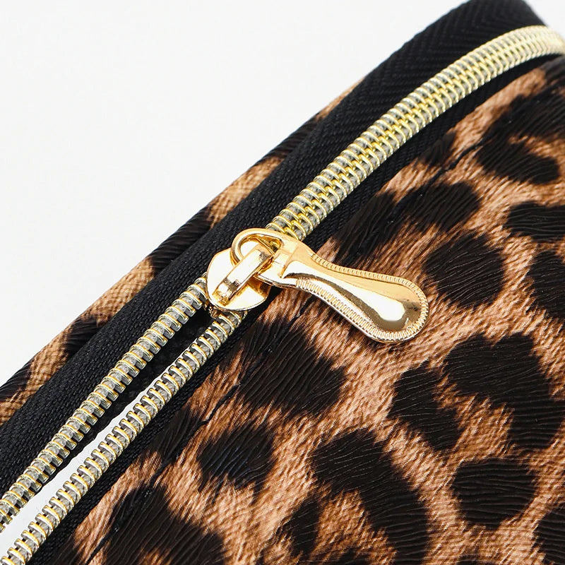 Waterproof Large Capacity Leopard Print Clear Makeup Bag Portable Travel Toiletries Storage Cosmetic Organizer with Zipper