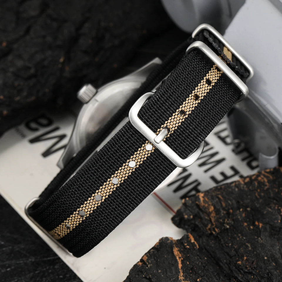 Militado ML05 Field Watch 38mm VH31 Sweep Quartz Movement Sapphire Crystal 100M Water Resistant Screw-Down Crown Men's Watches