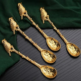 Creative Retro Hotel Family Dessert Coffee Spoon Ice Cream Tools Creative Royal Style Flatware Metal Spoon Kitchen Accessories