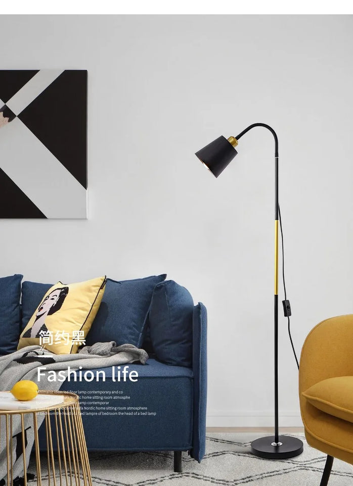 Floor Lamp Simple Floor Lamp Floor Light Wrought Iron LED Standing Lamp Adjustable Lamp Head Standing Reading Light for Living R