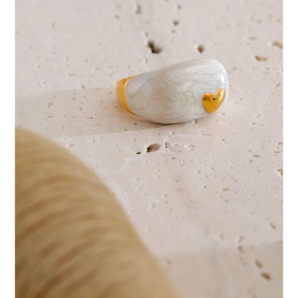 Yhpup Size 6789 New Arrivals White Enamel Heart Casting Ring Waterproof 18K Gold Color PVD Plated Stylish Chic Jewelry
