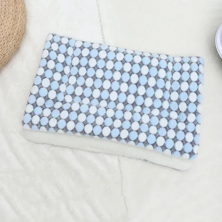 Four Seasons Universal Cat Litter Pet Mat Soft Cat and Dog Sleeping Mat Blanket Thickened Pet Mat Dog Kennel Non-slip Cushion
