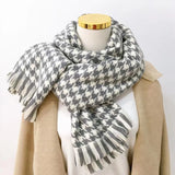 Winter Fashion Black White Plaid Scarf for Women Men Classic Warm Chunky Soft Cashmere Feel Scarves Match Overcoat Knitted Shawl
