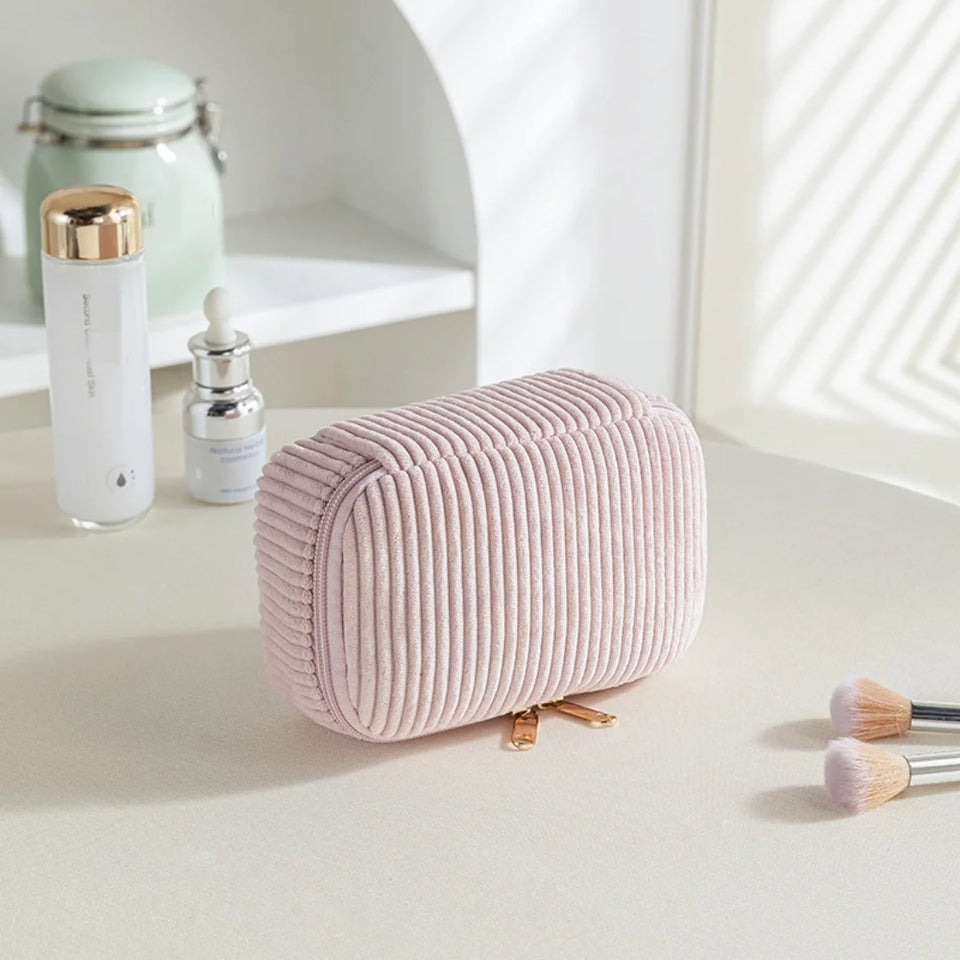 4Pcs Comestic Bag Make Up Storage Organizer Puffy Makeup Bag Comestic Pouch for Travel Portable Velet Large Toiletry Bag Organiz