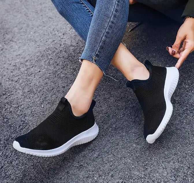 XIHAHA Large Size Men's Shoes Couple Comfortable Woman Shoes Breathable Shoe Male Sports Walking Man Sneaker Flat Ladies Shoes