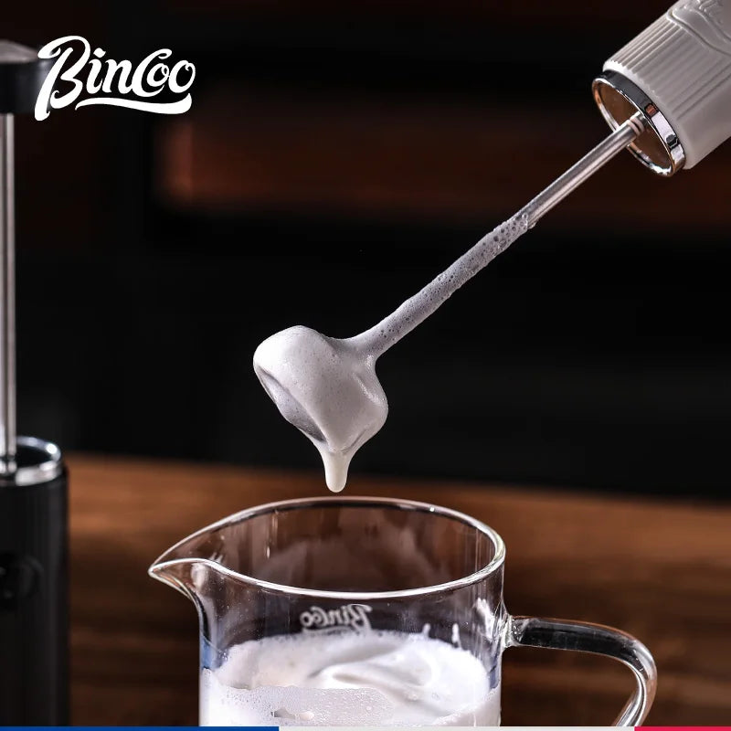2025 New Milk Foamer Bincoo Coffee Frother Rechargeable Handheld Coffee Milk Electric Handle Blender Egg Beater Espresso Tool