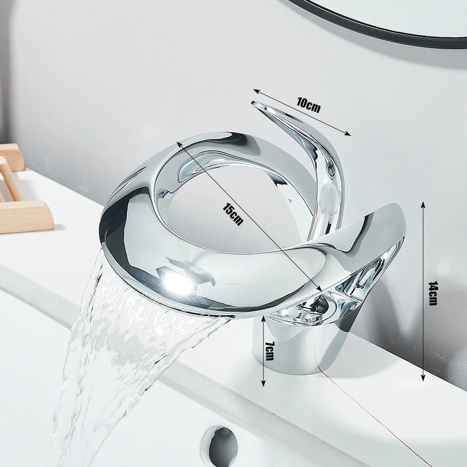 Waterfall Creative Bathroom Basin Faucet Sink Faucet Deck Mounted Hot Cold Water Mixer Crane Brass Body Single Hole Taps Mixers