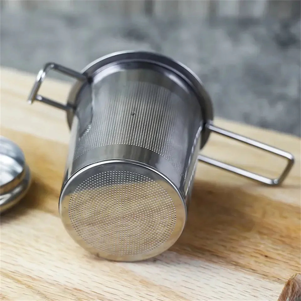 Tea filter, high-quality stainless steel, extended folding handle, tea drain with lid, multi-purpose tea filter with anti scald
