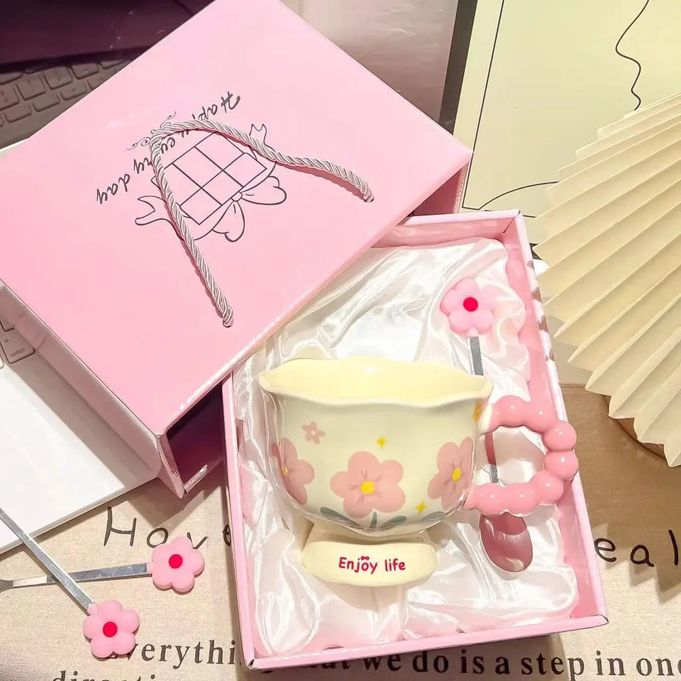 Girls Souvenir Coffee Mug Household Ceramic Cup High Quality Cup Mugs Coffee Miilk Cups Water Cup Birthday Gift Creative Flower