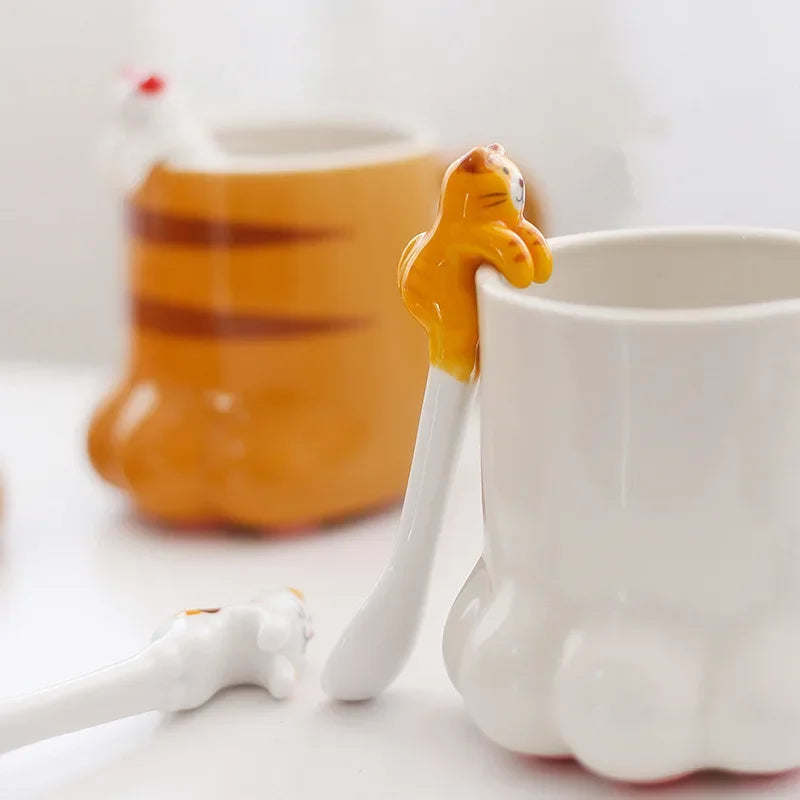 Hot SALE Kitchen Tool Novelty Gift Ceramic Cartoon Cute Cat Animal Spoon Hanging Coffee Dessert Spoon Unique Ice Cream Flatware