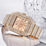 Unique Cool Brand Designer Watches For Men Hip Hop Diamond Fashion Alloy Band Date Golden Quartz Watch Montres de Marque de Luxe