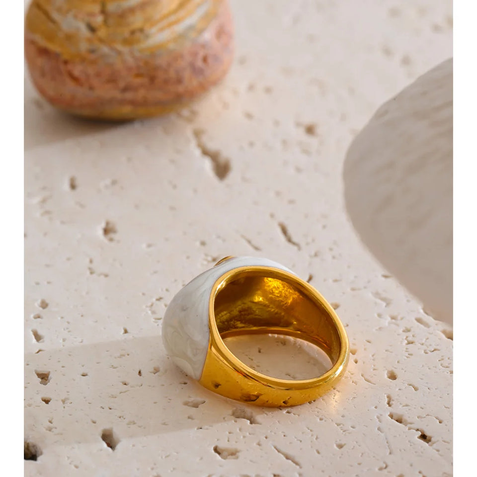 Yhpup Size 6789 New Arrivals White Enamel Heart Casting Ring Waterproof 18K Gold Color PVD Plated Stylish Chic Jewelry