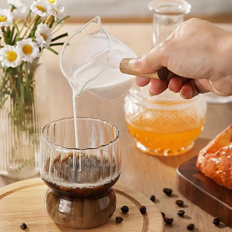 Glass Milk Cup Fine Espresso Small Glass Measuring Cup Double Spout Milk Jug Wooden Handle and Scale Coffee Latte Extraction Cup