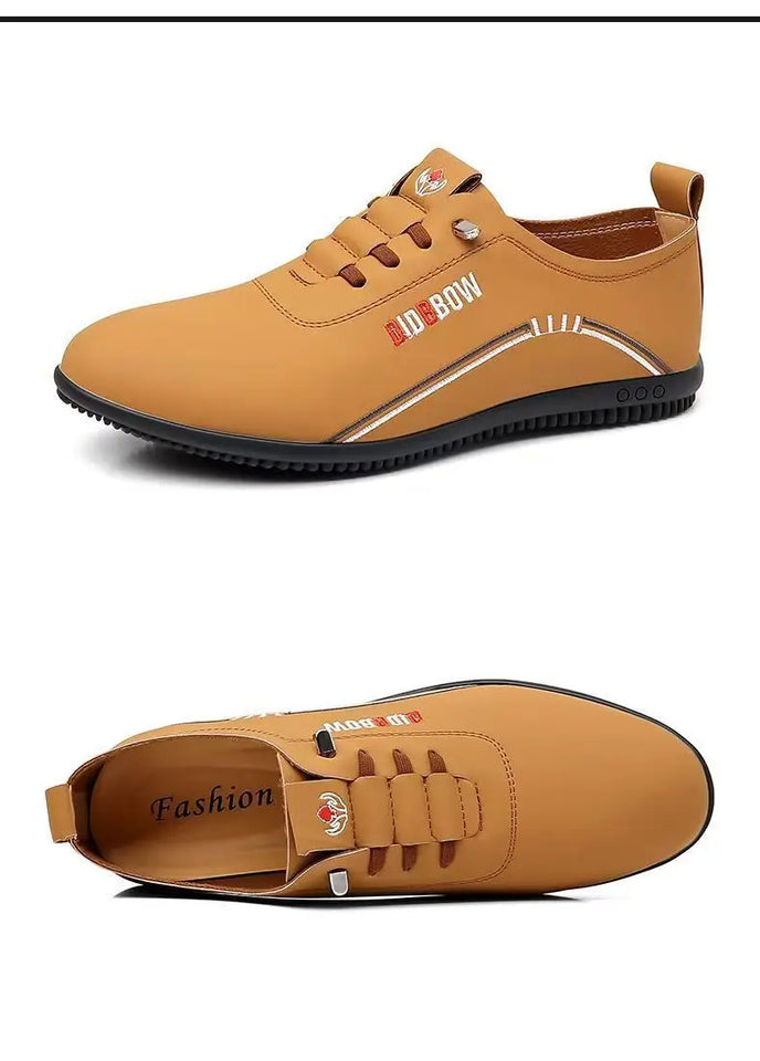 Retro Leather Shoes for Men Summer 2025 New Outdoor Lightweight Men's Loafers British Peas Shoes Men's Moccasins Tenis Masculino