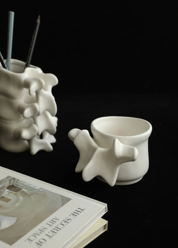 New Spine Shape Ceramics Mugs Coffee Milk Mug Office Tea Cups Drinkware Vase Ornaments Gift for Friends