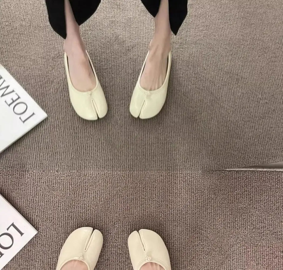 New Korean Style Women's Split-Toe Loafers Shallow Cut Ballet Flat Slip-Ons with Comfortable Mary Jane Spring/Autumn Tabis Shoes