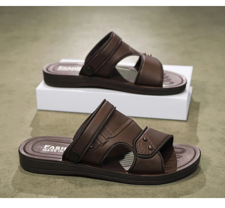 Summer Men's Sandals Leisure Beach Shoes Male Holiday Slippers Outdoor Retro Comfortable Casual Sandals leather Men Slippers