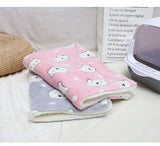 Four Seasons Universal Cat Litter Pet Mat Soft Cat and Dog Sleeping Mat Blanket Thickened Pet Mat Dog Kennel Non-slip Cushion