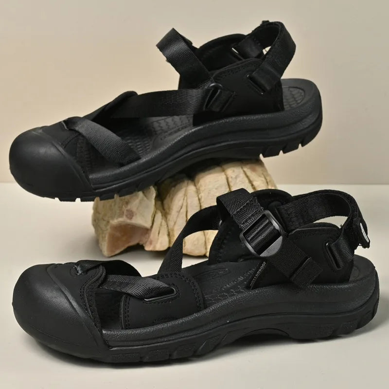 Summer New Handmade  Sandals Leisure Beach Shoes For womens  Outdoor Wading Shoes Man Breathable Casual Anti-collision Toe Flats