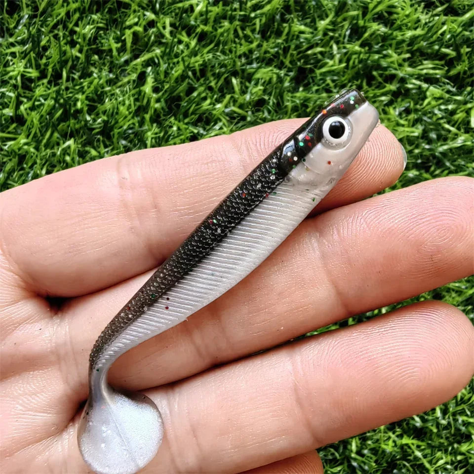 MUKUN 10pcs 60mm 2g Soft Lures Baits Fishing Lure Leurre Shad Double Color Silicone Bait T Tail