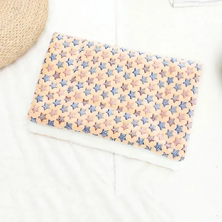 Four Seasons Universal Cat Litter Pet Mat Soft Cat and Dog Sleeping Mat Blanket Thickened Pet Mat Dog Kennel Non-slip Cushion