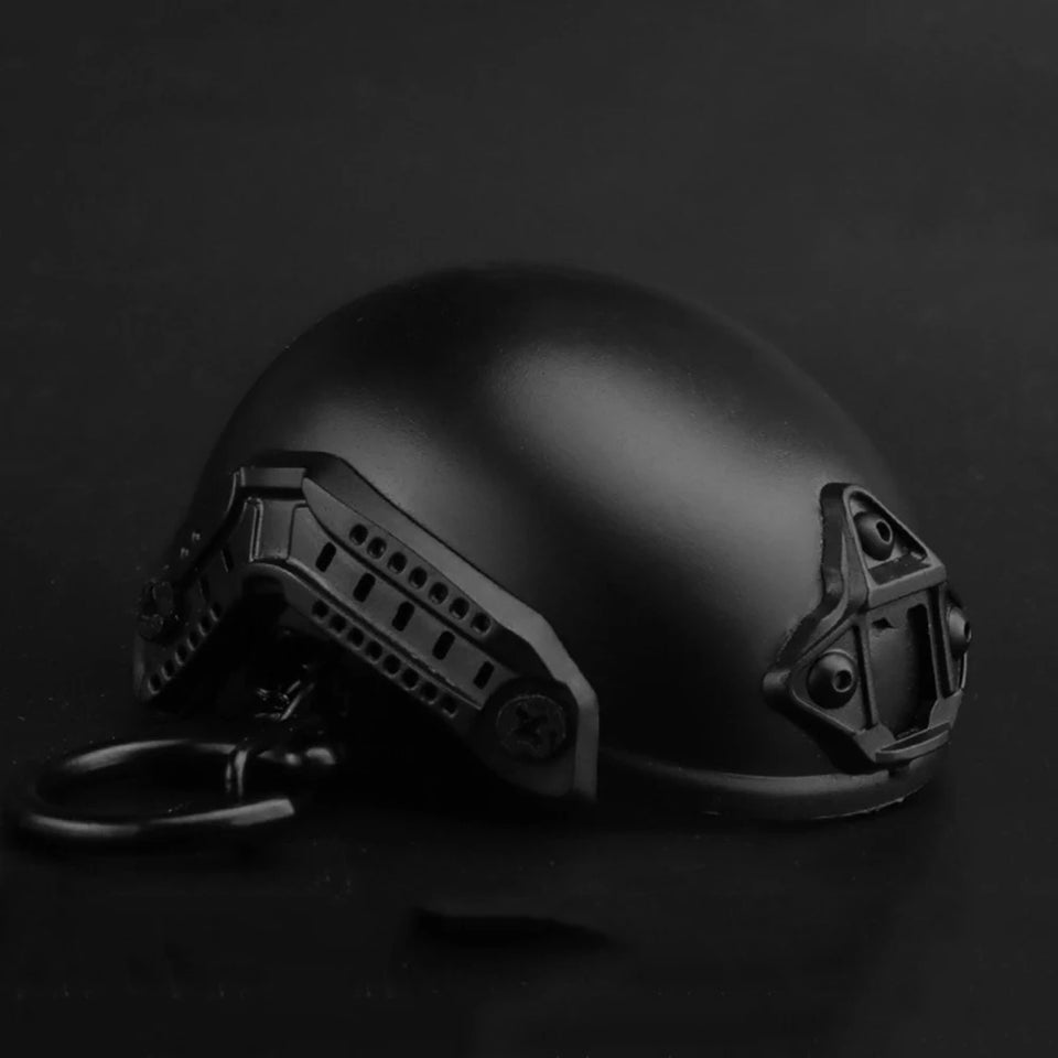 New Mini Fast Helmet Keychain Tactical Fan Accessories Beer Opener Bottle Opener Decrowner Dummy Helmet Shaped Toy Outdoor Tool
