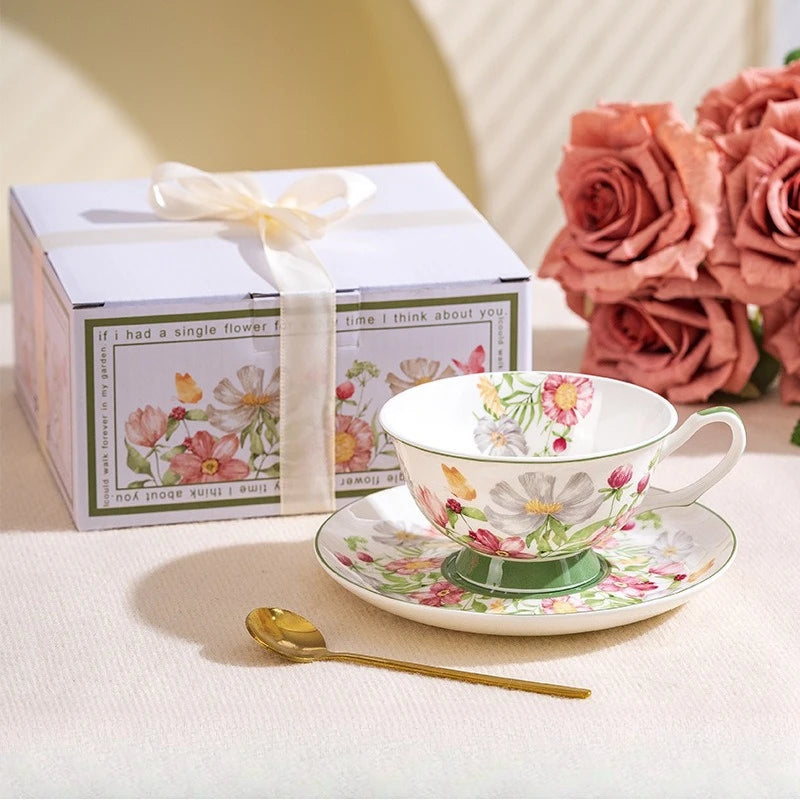 Coffee Cup Set Elegant Ceramic British Black Tea Cup Saucer Exquisite Afternoon Tea Household Tableware Complete Drinkware Set
