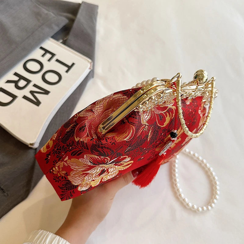 Chinese Style Embroidered Snap-button Shoulder Bags Cheongsam Traditional Exquisite Women's Handbag Red Bridal Pearl Wedding Bag
