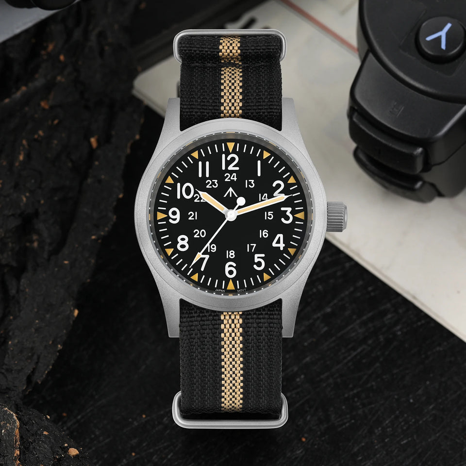 Militado ML05 Field Watch 38mm VH31 Sweep Quartz Movement Sapphire Crystal 100M Water Resistant Screw-Down Crown Men's Watches
